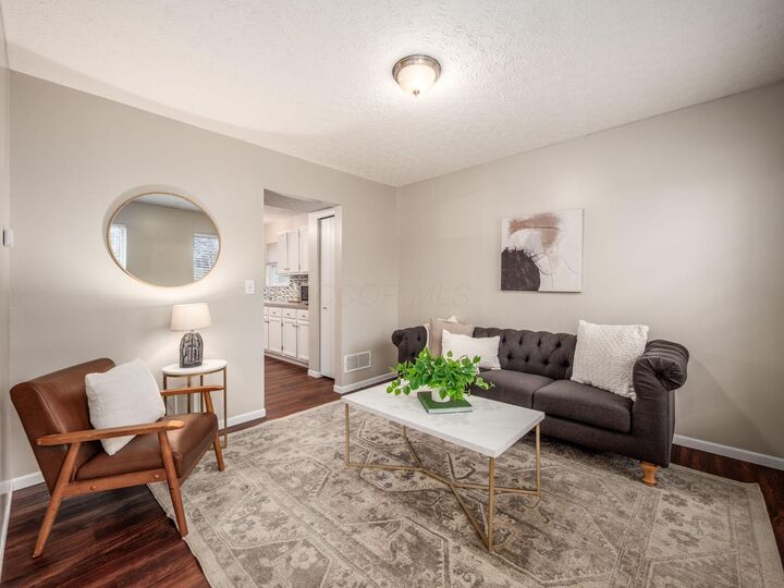 Property Photo:  1344 Trabue Woods Boulevard  OH 43228 