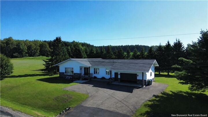 Property Photo: 19 5th Ave NB E3Y 3M2