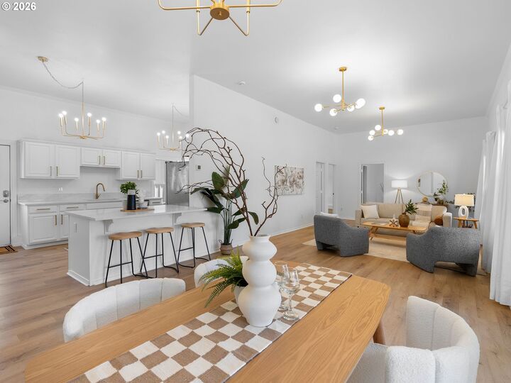 Property Photo:  2541 SE 136th Ave  OR 97236 