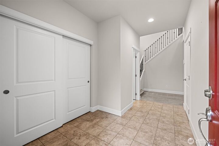 Property Photo:  2817  208th Place SW  WA 98036 