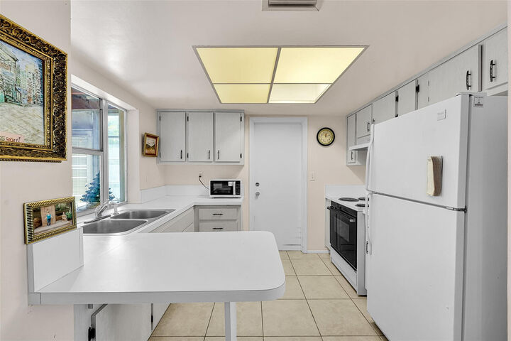 Property Photo:  4500 NW 47 Court  FL 33319 