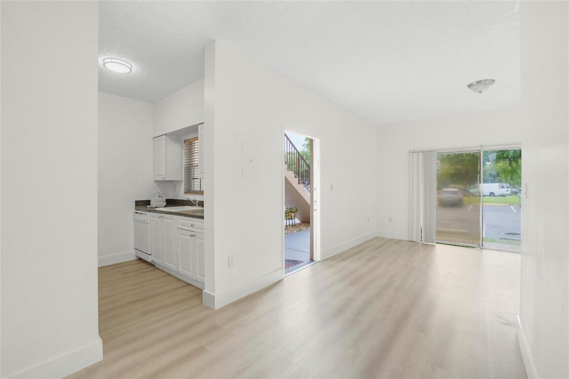 Property Photo: 1731 NW 96th Terrace 2E FL 33024