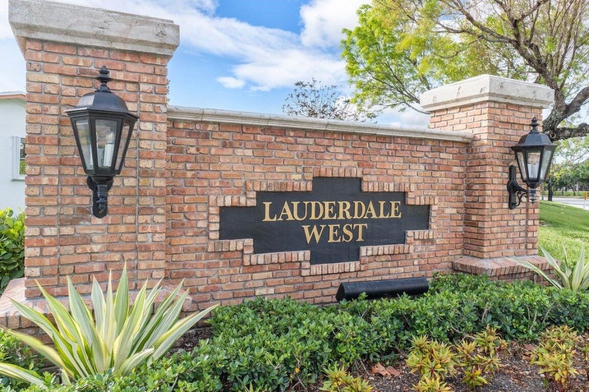 Property Photo:  8855 NW 10th Place  FL 33322 