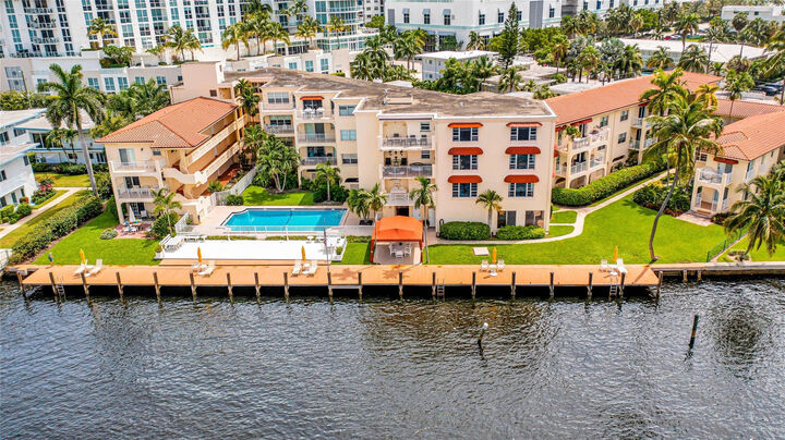 Property Photo: 341 N Birch Road 204 FL 33304