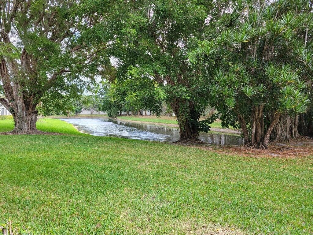 Property Photo:  2706 Nassau Bend C1  FL 33066 