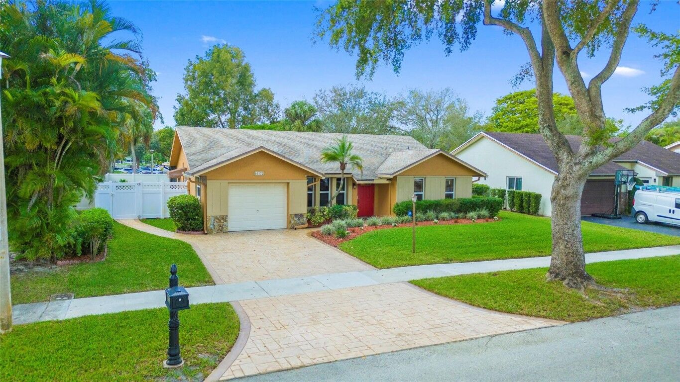 Property Photo:  10172 NW 21st Street  FL 33026 