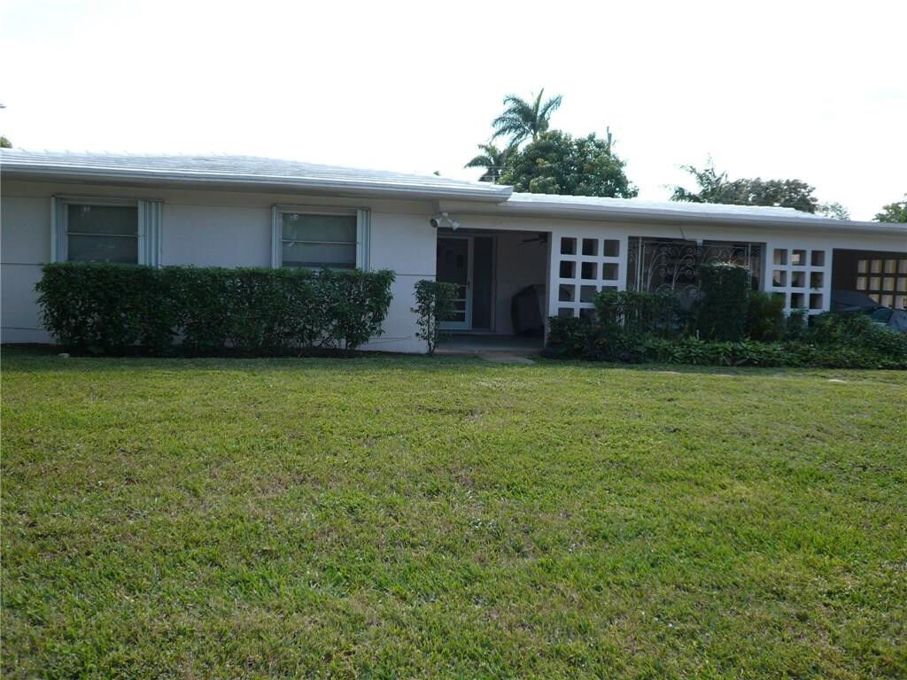 Property Photo:  1830 NE 42nd Street  FL 33308 