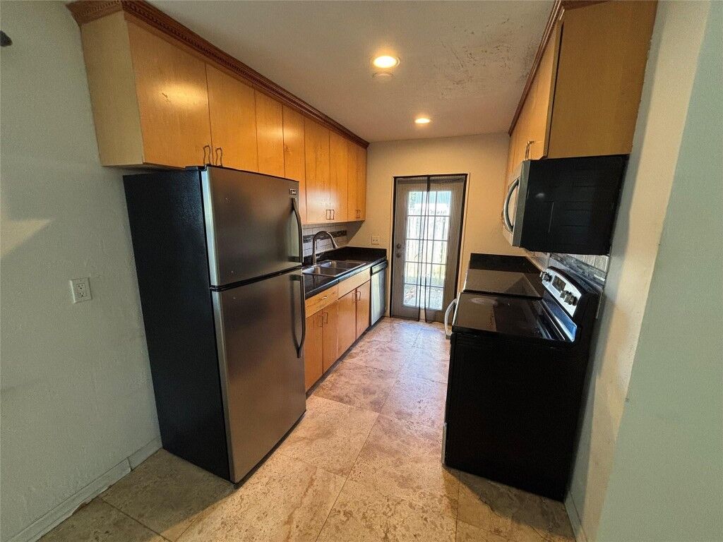 Property Photo:  1342 Holly Heights Drive 10  FL 33304 