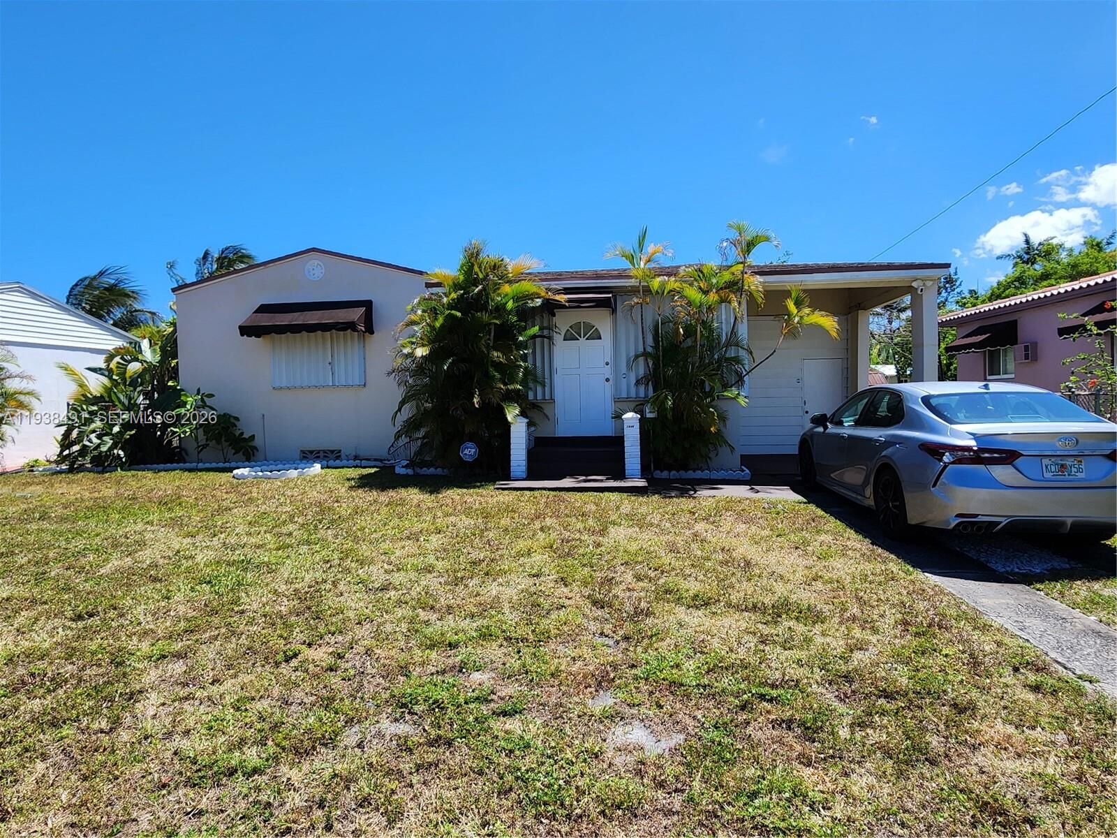 Property Photo:  1846 Wiley St  FL 33020 