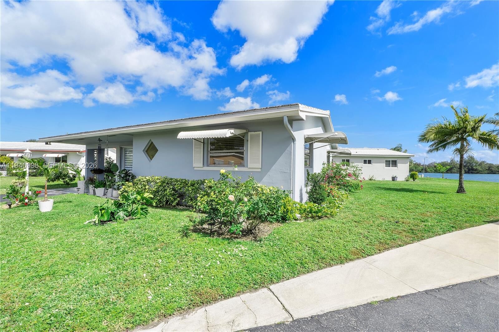 Property Photo:  3114 NE Byron Cir 128  FL 33021 