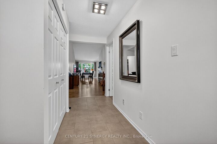 Property Photo:  18 Oyster Bay Court 47  ON K2S 1H3 
