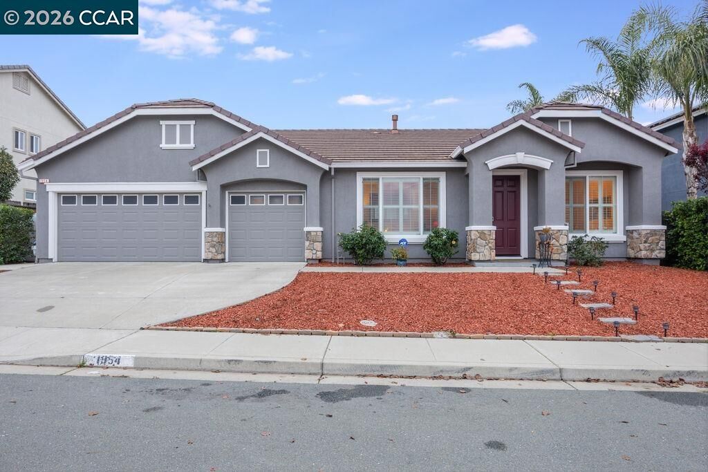Property Photo: 1954 Canyon Oaks Cir CA 94565