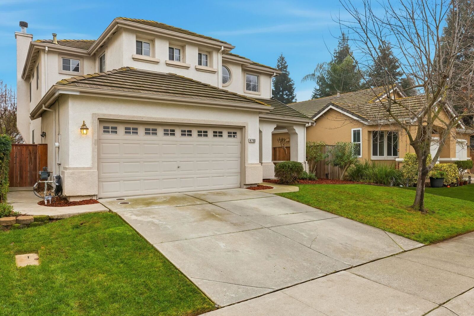 Property Photo:  4790 Windsong St  CA 95834 