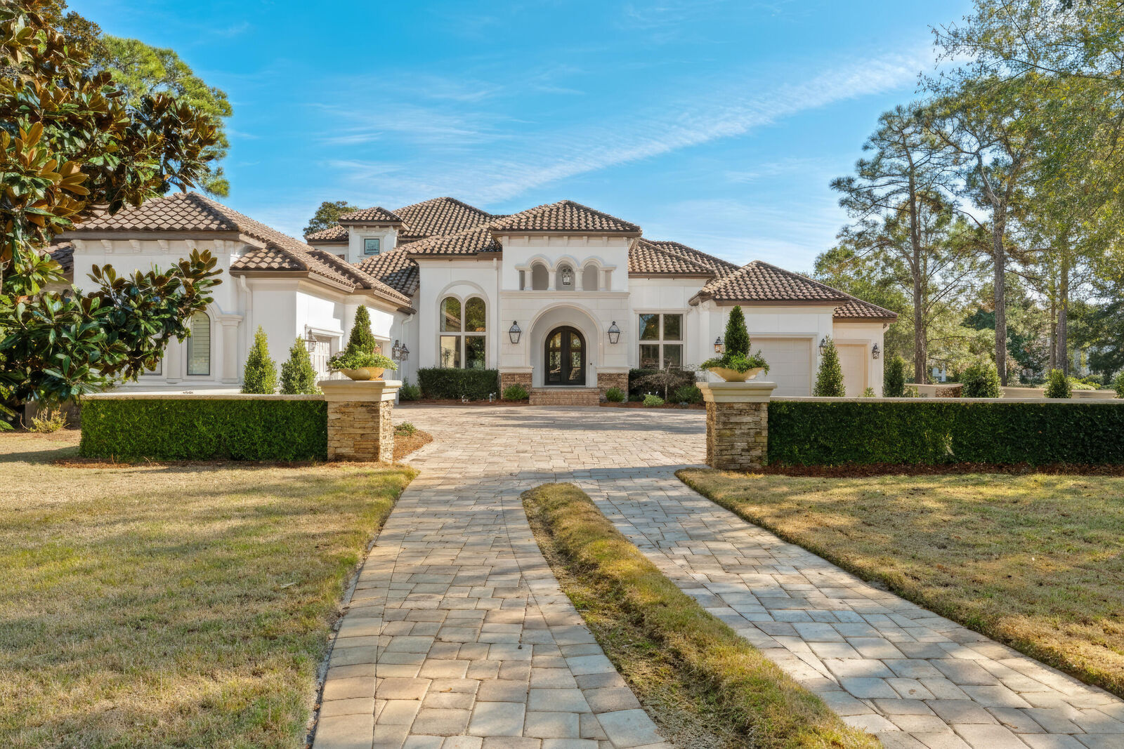 Property Photo: 3167 Club Drive FL 32550