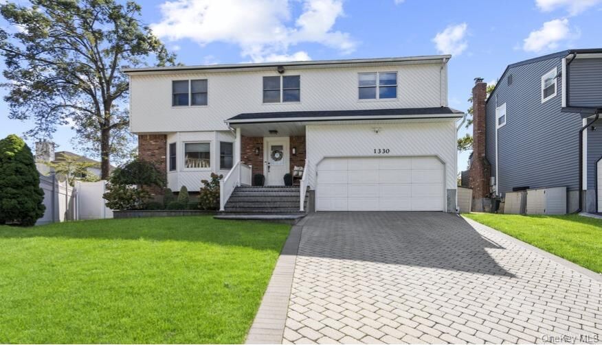 Property Photo:  1330 Bea Court  NY 11554 