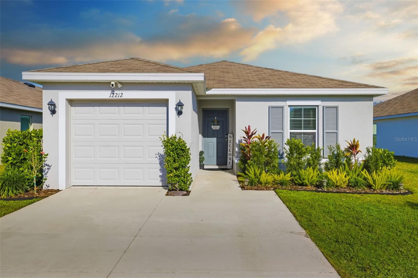 Property Photo:  12212 High Rock Way  FL 34219 