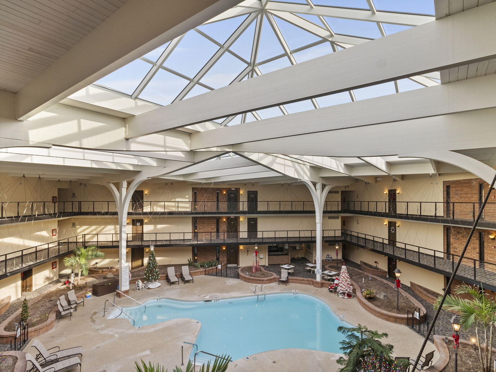 Property Photo:  6100 W Stonehedge Dr 304  WI 53220 