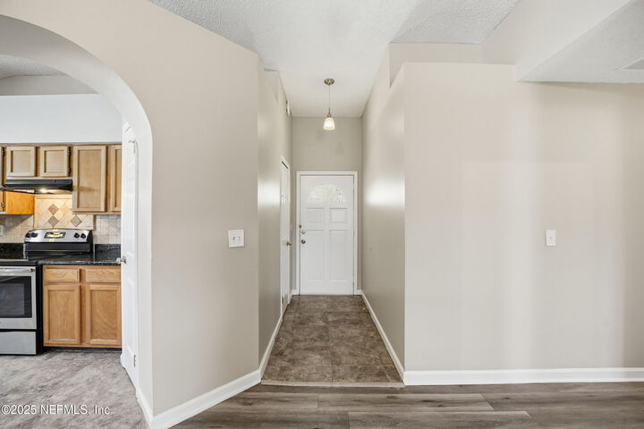 Property Photo:  12290 Cobblefield Circle N  FL 32224 