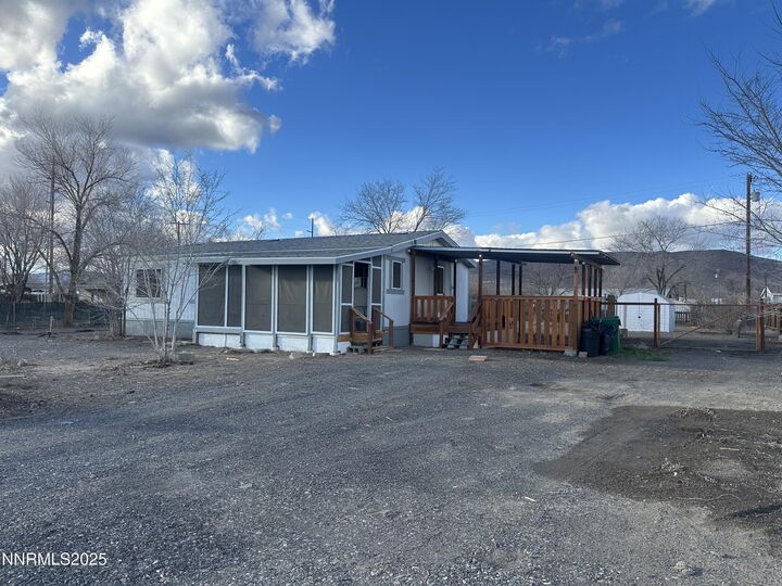 Property Photo: 1740 Tuscarora Street NV 89429