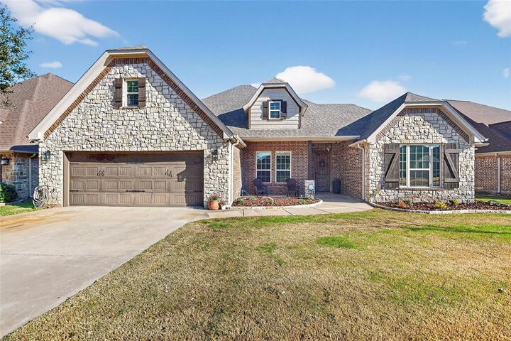 Property Photo:  3443 Abes Landing Drive  TX 76049 