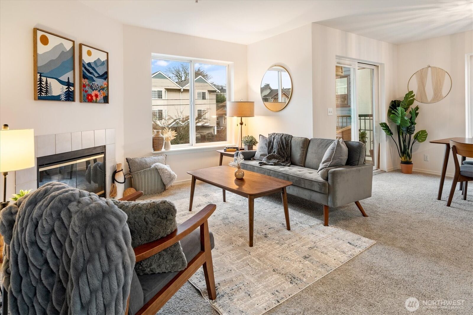 Property Photo:  1733 NW 59th Street 201  WA 98107 