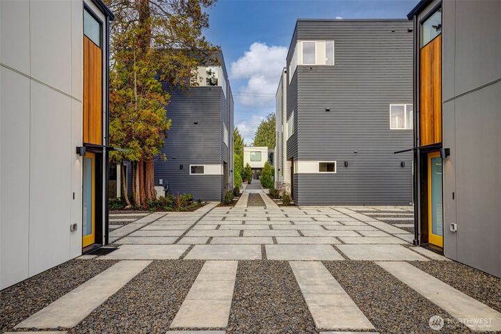 Property Photo: 4411 S Holly Street WA 98118