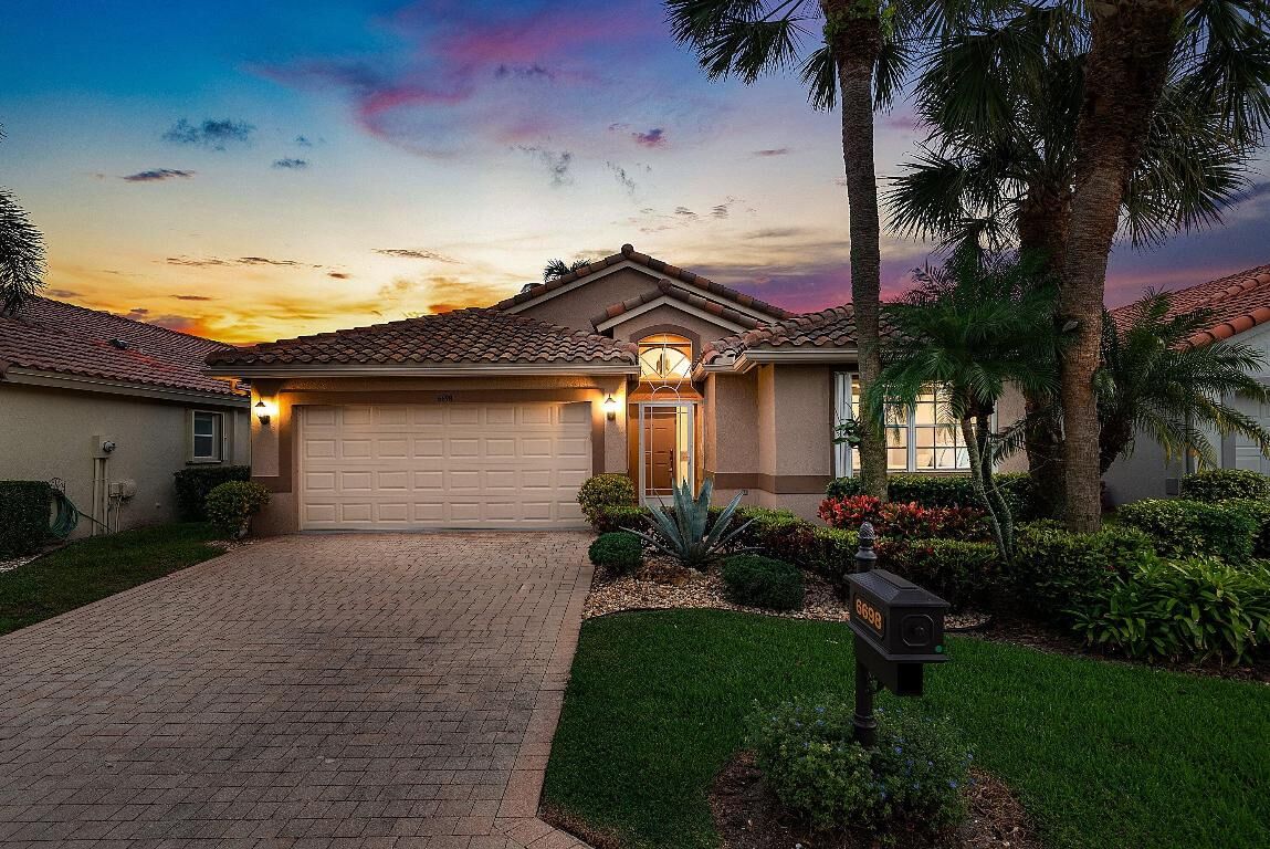 Property Photo:  6698 Sherbrook Drive  FL 33437 