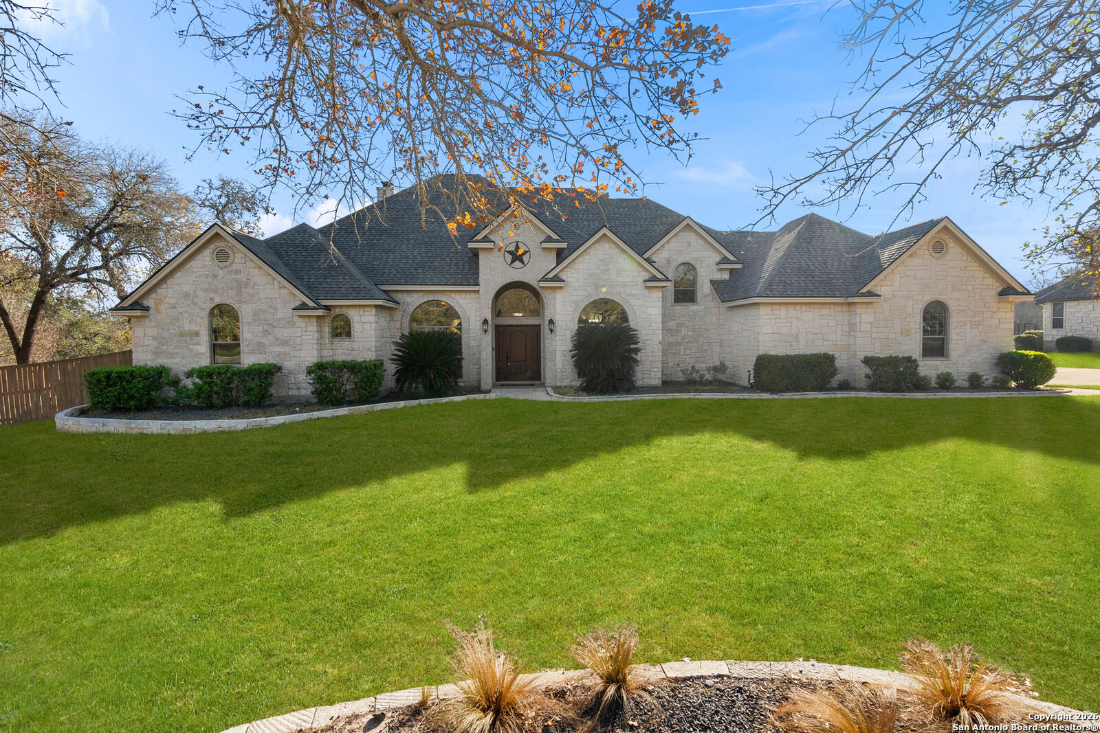 Property Photo:  140 Legacy Trail  TX 78121 