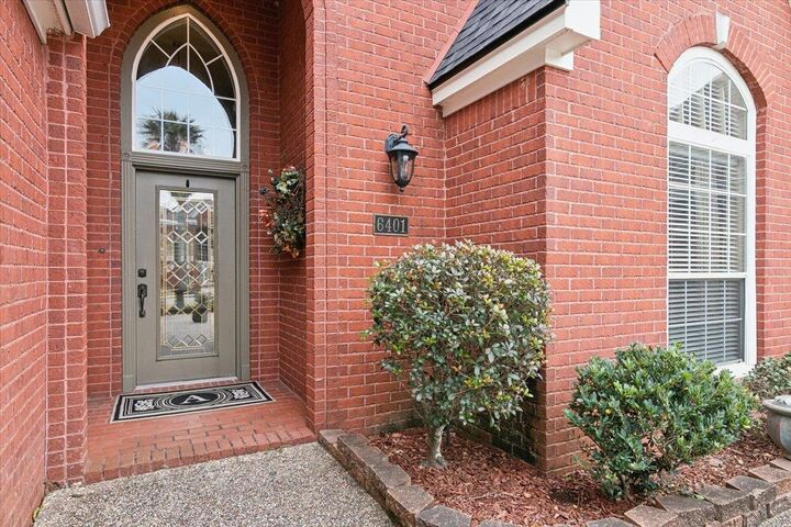 Property Photo: 6401 Steeple Chasse TX 77632