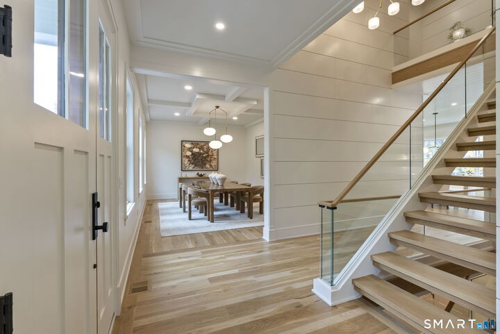 Property Photo:  26 Morningside Drive South  CT 06880 