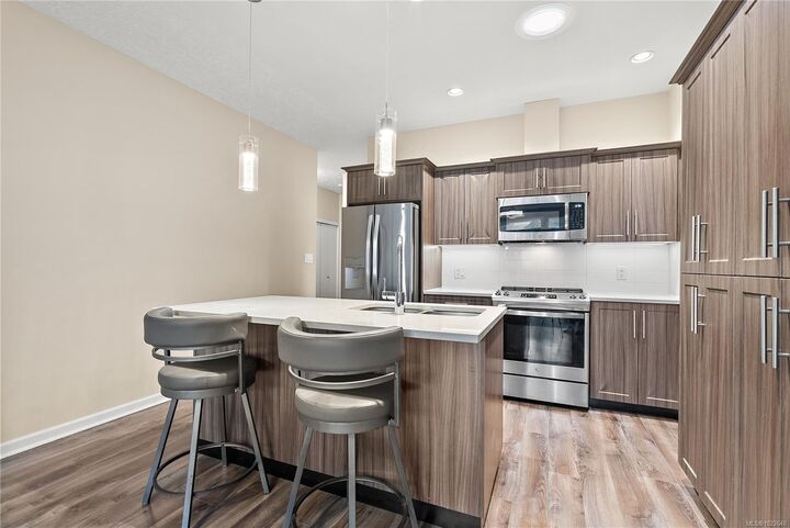 Property Photo:  2427 Fern Way  BC V9Z 0Y4 