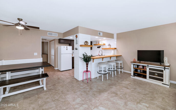 Property Photo: 455 N Tegner Street 6 AZ 85390