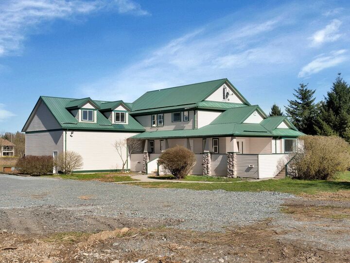 Property Photo: 27550 48 Avenue BC V4W 1S1