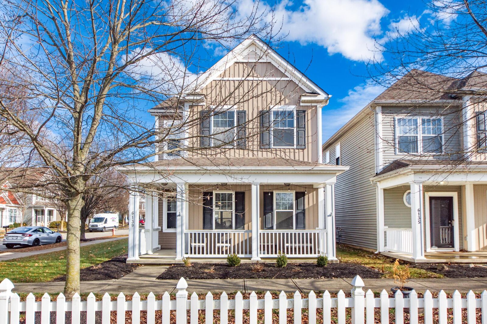 Property Photo: 6139 Rackley Way OH 43081