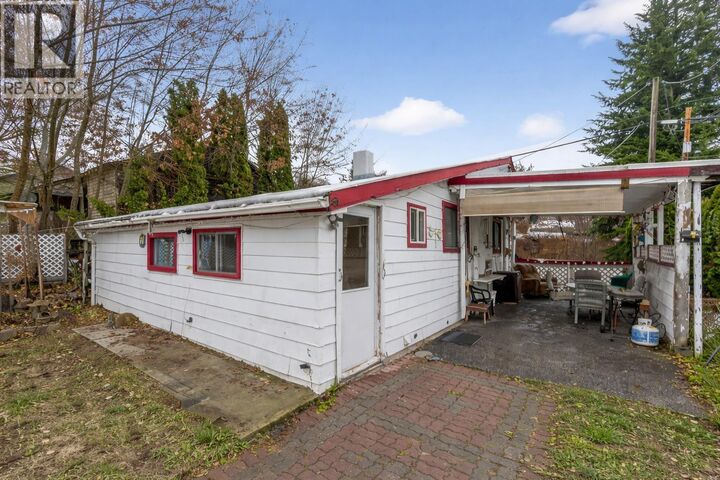 Property Photo:  7331 52 Street Northeast  BC V0E 1K0 