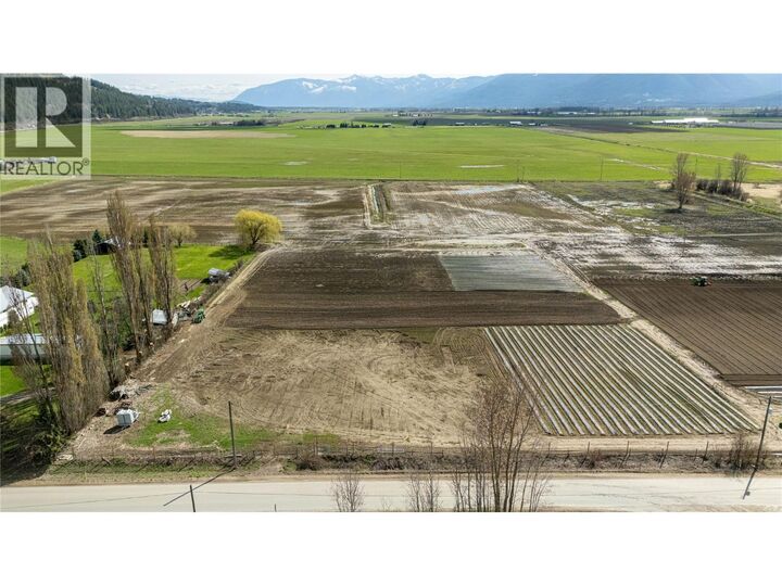 Photo de la propriété: 993 Duck Lake Road BC V0B 2N1