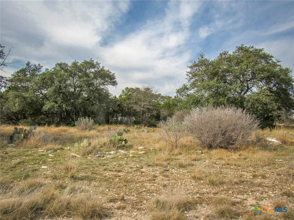 Property Photo:  612 Private Road 4718  TX 76539 
