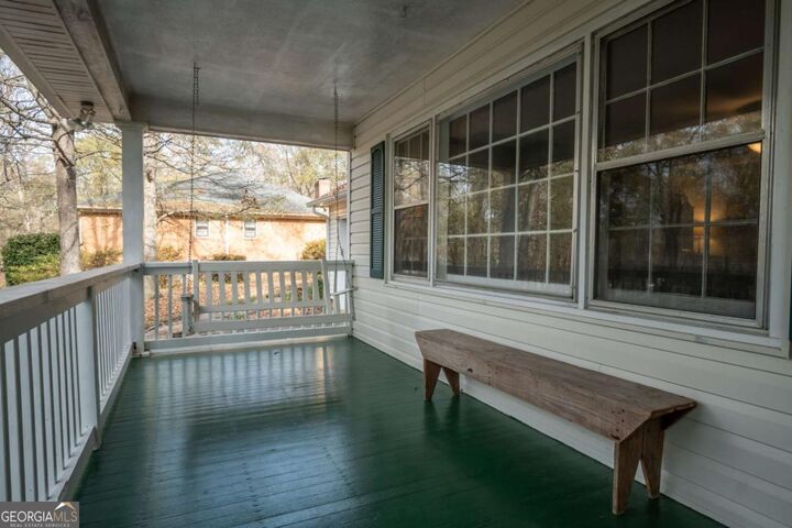 Property Photo:  157 Holly Hills Court  GA 30606 