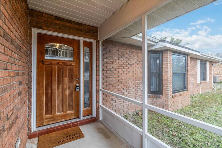 Property Photo:  903 S Atmore Circle  FL 32725 