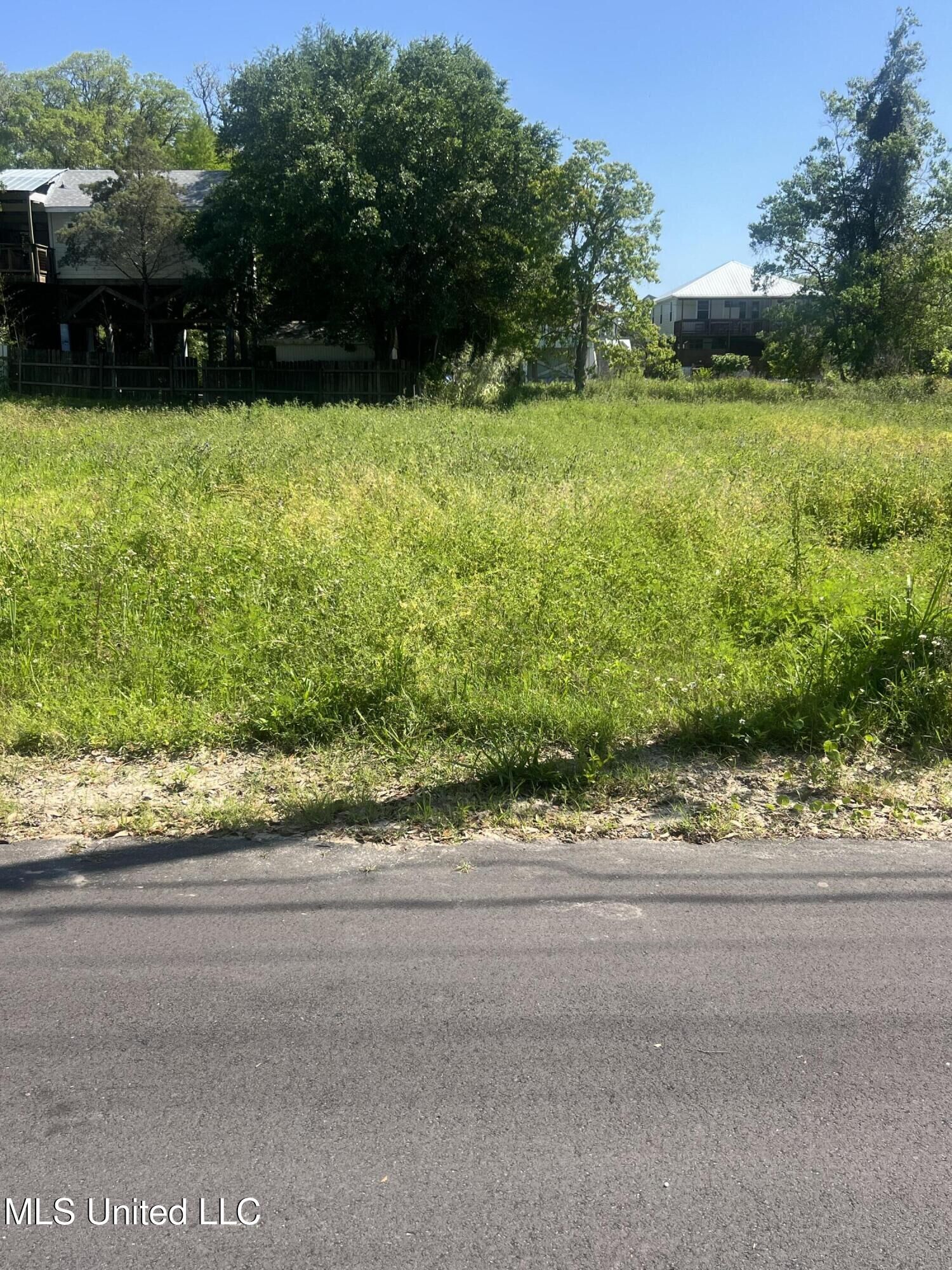 Property Photo:  375 Pearl Street  MS 39530 