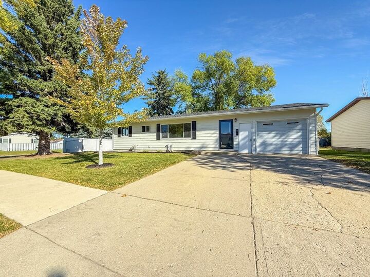 Property Photo:  2416 8th St. NW  ND 58703 
