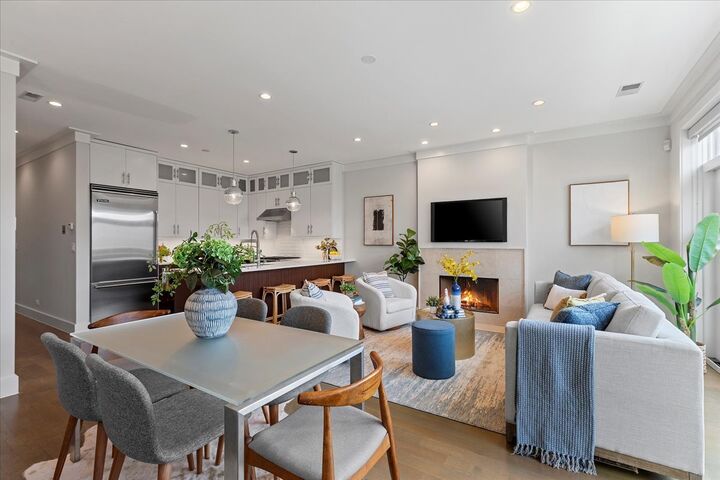 Property Photo:  2657 N Bosworth Avenue 3S  IL 60613 