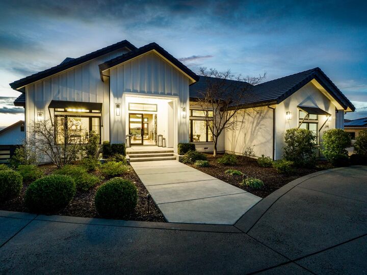 Property Photo: 4918 Moreau CA 95762