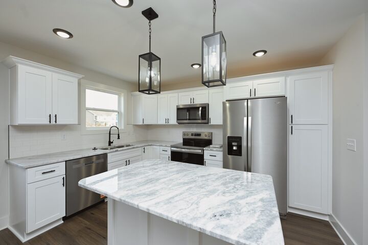 Property Photo:  1609A Elizabeth Rd  TN 37218 