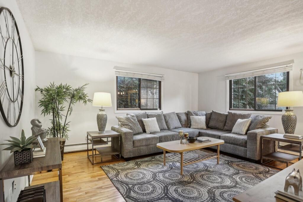 Property Photo: 3844 Nicollet Avenue 105 MN 55409