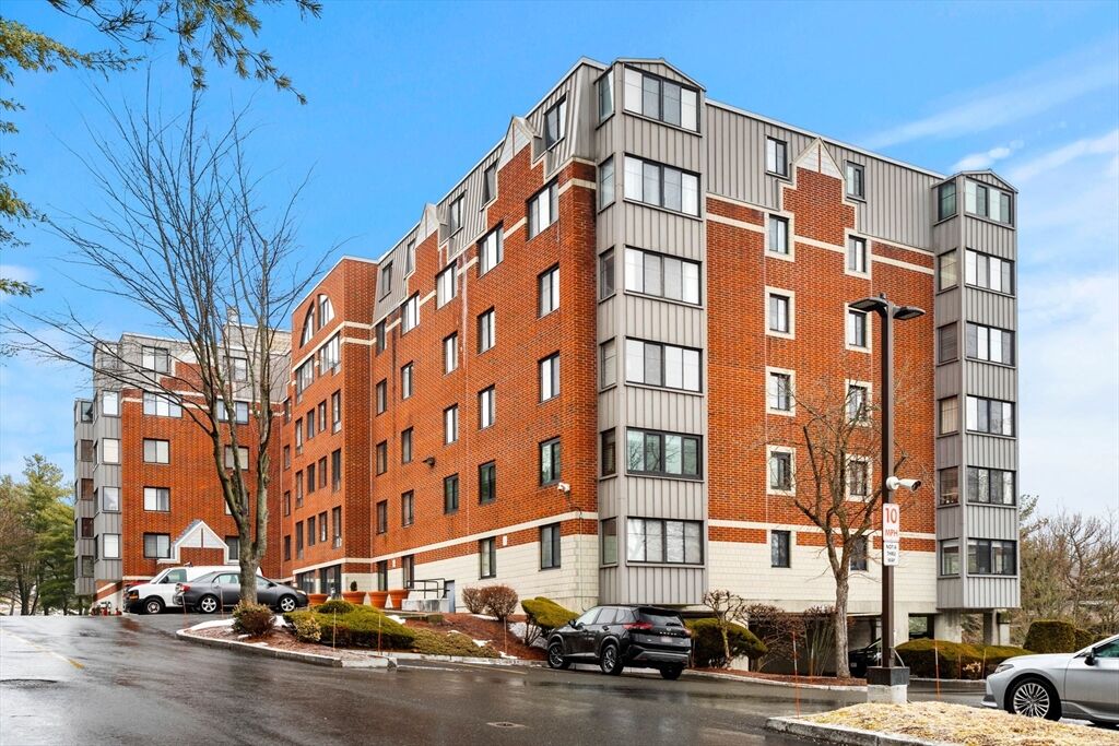 Property Photo:  100 Ledgewood Dr 117  MA 02180 