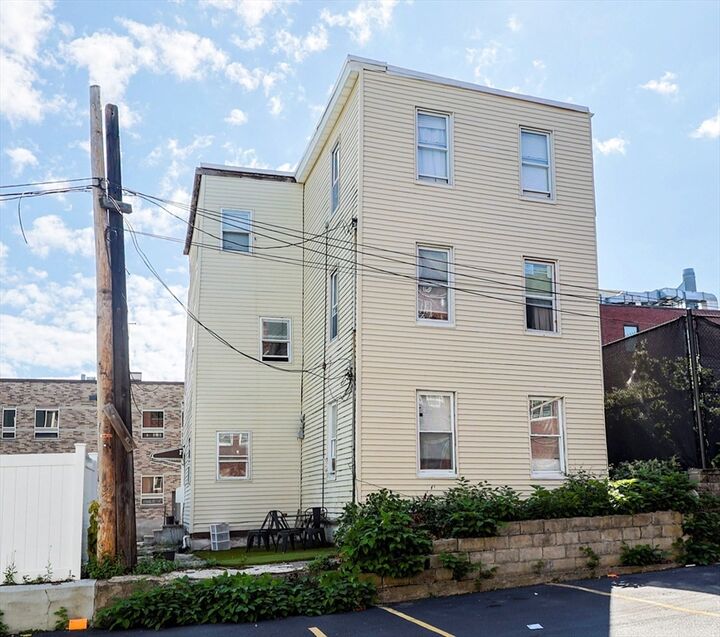 Property Photo:  68 Gore St  MA 02141 