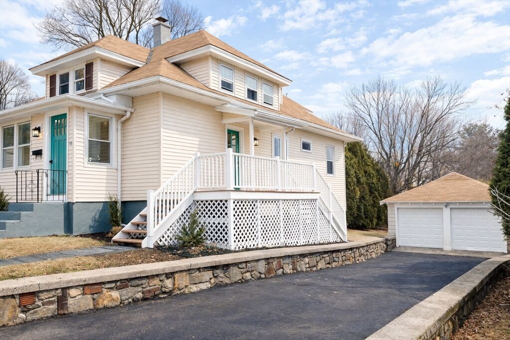 Property Photo: 130 Beverly Rd MA 01605
