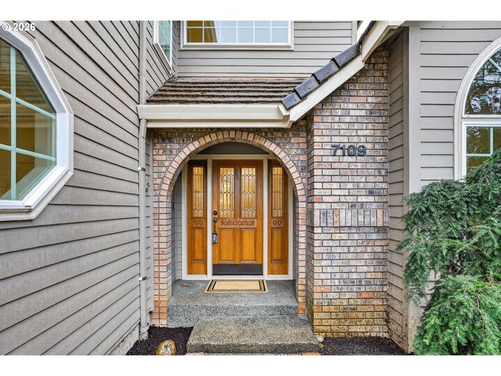 Property Photo:  7109 NE 83rd Ave  WA 98662 