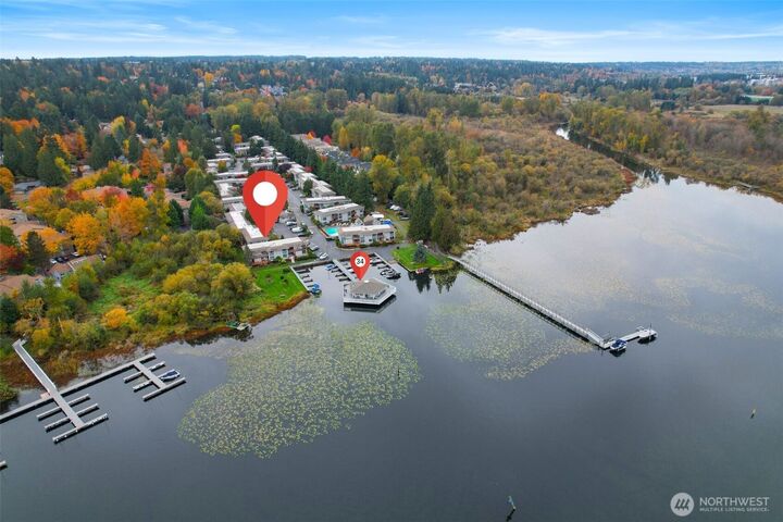 Property Photo:  17407 NE 45th Street 162  WA 98052 